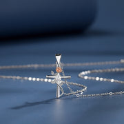 S925 Sterling Silver Cross Pendant Necklace for Women, European and American Style, Autumn and Winter Sweater Chain, Men's Light Luxury High-end Clavicle Chain Neck Chain