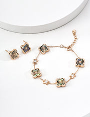 The Lucky Clover: Mother of Pearl & Abalone Shell Bracelet