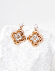 Lucky Clover Pearl Drop Earrings, 925 Sterling Silver Four-Leaf Clover Zircon Dangle Earrings, Elegant Lucky Flower Cubic Zircon Earrings for Women, Daily Wear & Photo Shoot Jewelry Gift