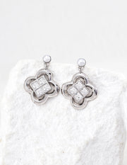 Lucky Clover Pearl Drop Earrings, 925 Sterling Silver Four-Leaf Clover Zircon Dangle Earrings, Elegant Lucky Flower Cubic Zircon Earrings for Women, Daily Wear & Photo Shoot Jewelry Gift